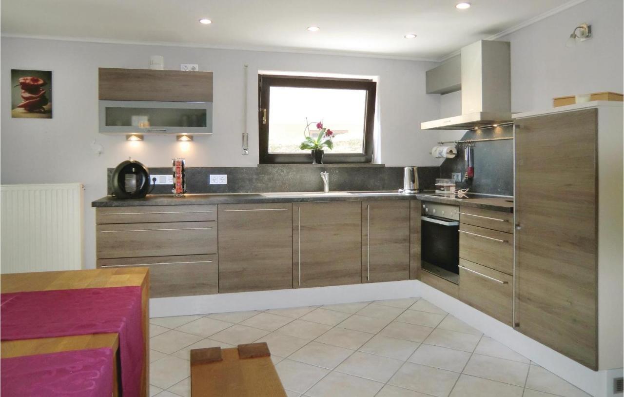 Amazing Apartment In Karlshausen With Kitchen Εξωτερικό φωτογραφία