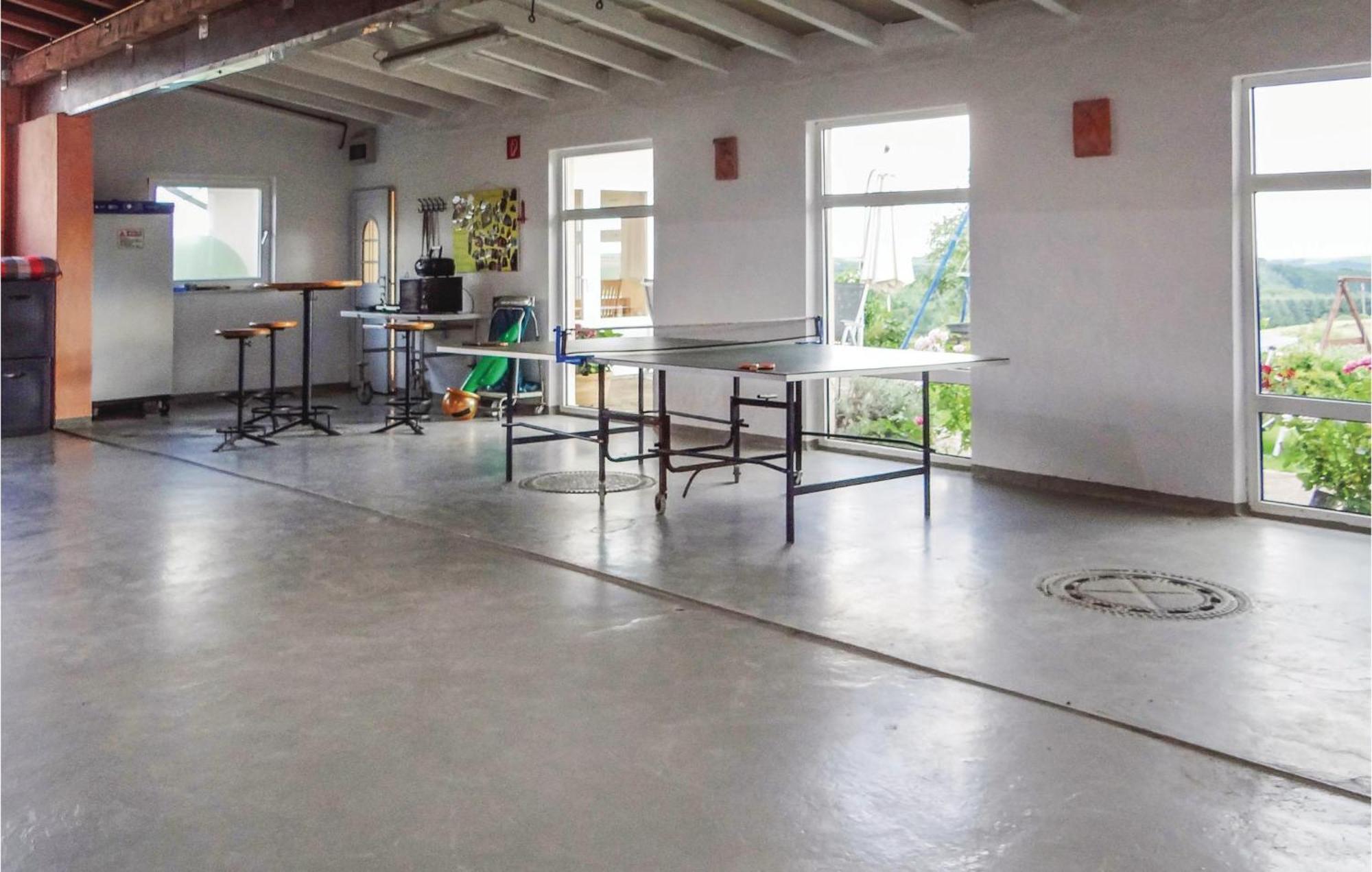 Amazing Apartment In Karlshausen With Kitchen Εξωτερικό φωτογραφία