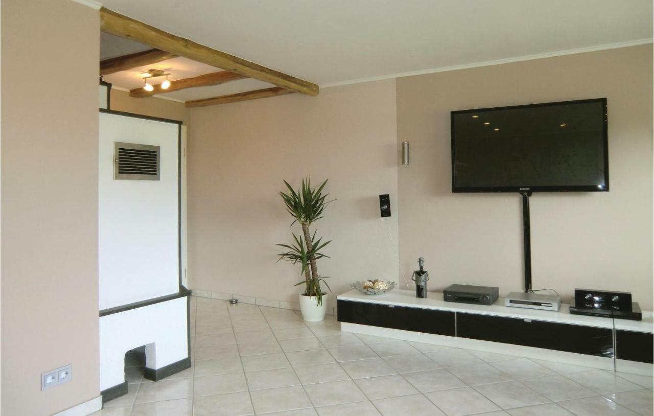 Amazing Apartment In Karlshausen With Kitchen Εξωτερικό φωτογραφία